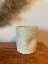 Load image into Gallery viewer, Thumb Cup