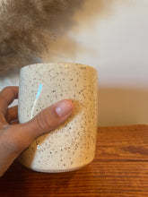 Load image into Gallery viewer, Thumb Cup