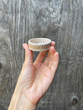 Load image into Gallery viewer, Tea light Candle Holder