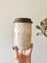 Load image into Gallery viewer, Minimalist Floral Travel Mug