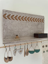 Load image into Gallery viewer, LARGE Laurel Jewelry Display