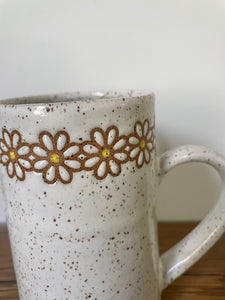 Daisy Chain Mug