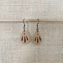 Load image into Gallery viewer, Teardrop Earrings