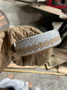 Daisy Chain Ashtray